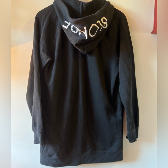 Brunette the Label Floral Embroidered Hoodie XS/S - Picture 6 of 9